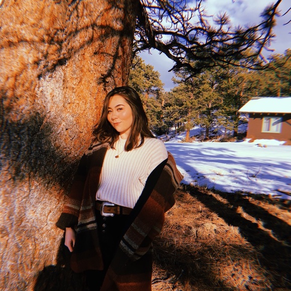 Meet your Posher, Savana๐ - Picture 2 of 3